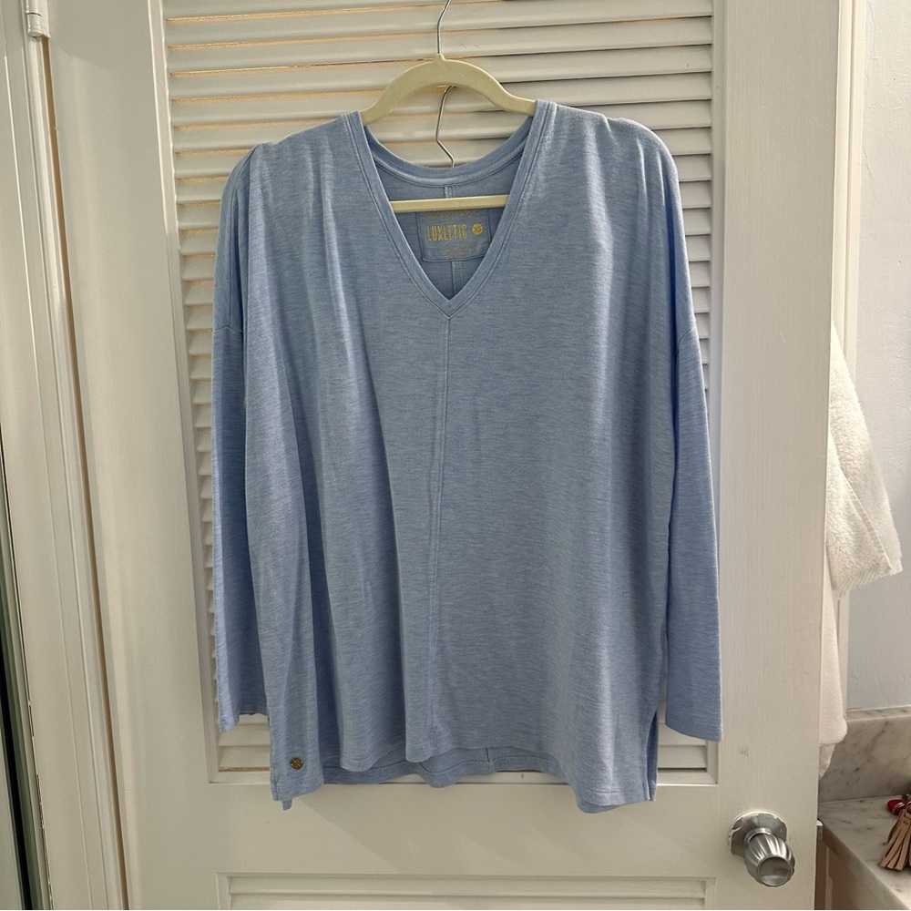 Lilly Pulitzer tshirt